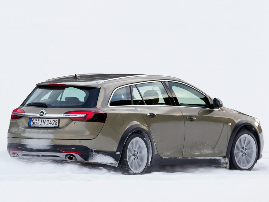  Opel Insignia Country Tourer 2013 года  (фото 5 из 26)